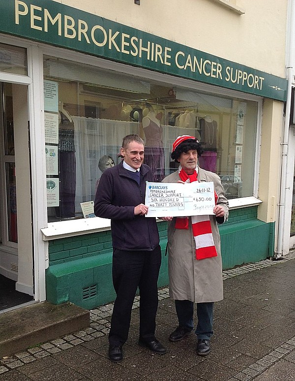Lyn Neville of Pembrokeshire Cancer Support and Hughie of Boycezone.